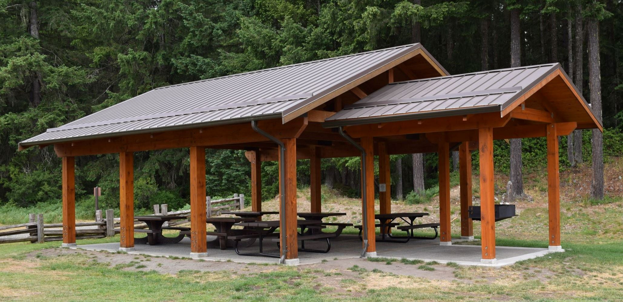 Glenora Trails Head Park Picnic Shelter